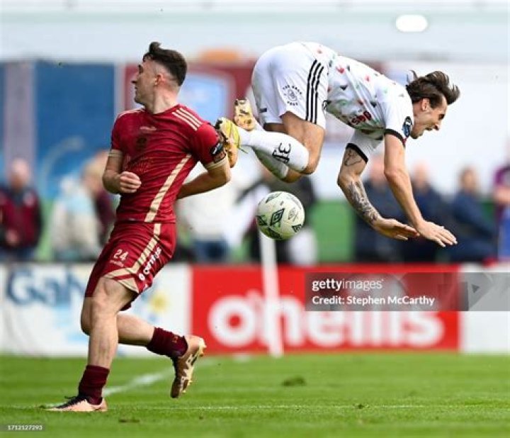 S. Walsh Double Secures Dramatic Galway United Victory Over Derry City | Premier Division Review